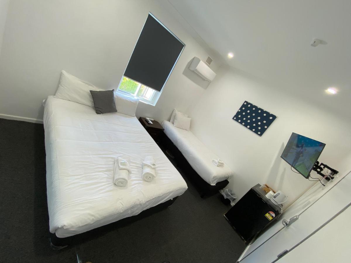 Central Motel Mudgee Bagian luar foto