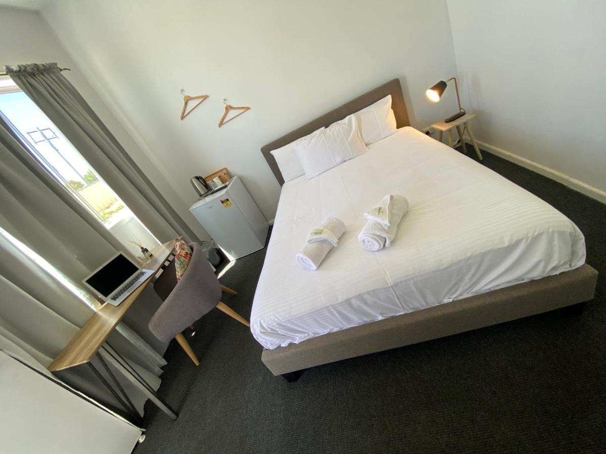 Central Motel Mudgee Bagian luar foto