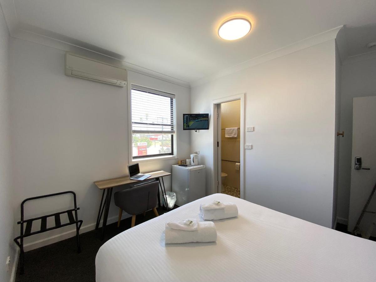 Central Motel Mudgee Bagian luar foto