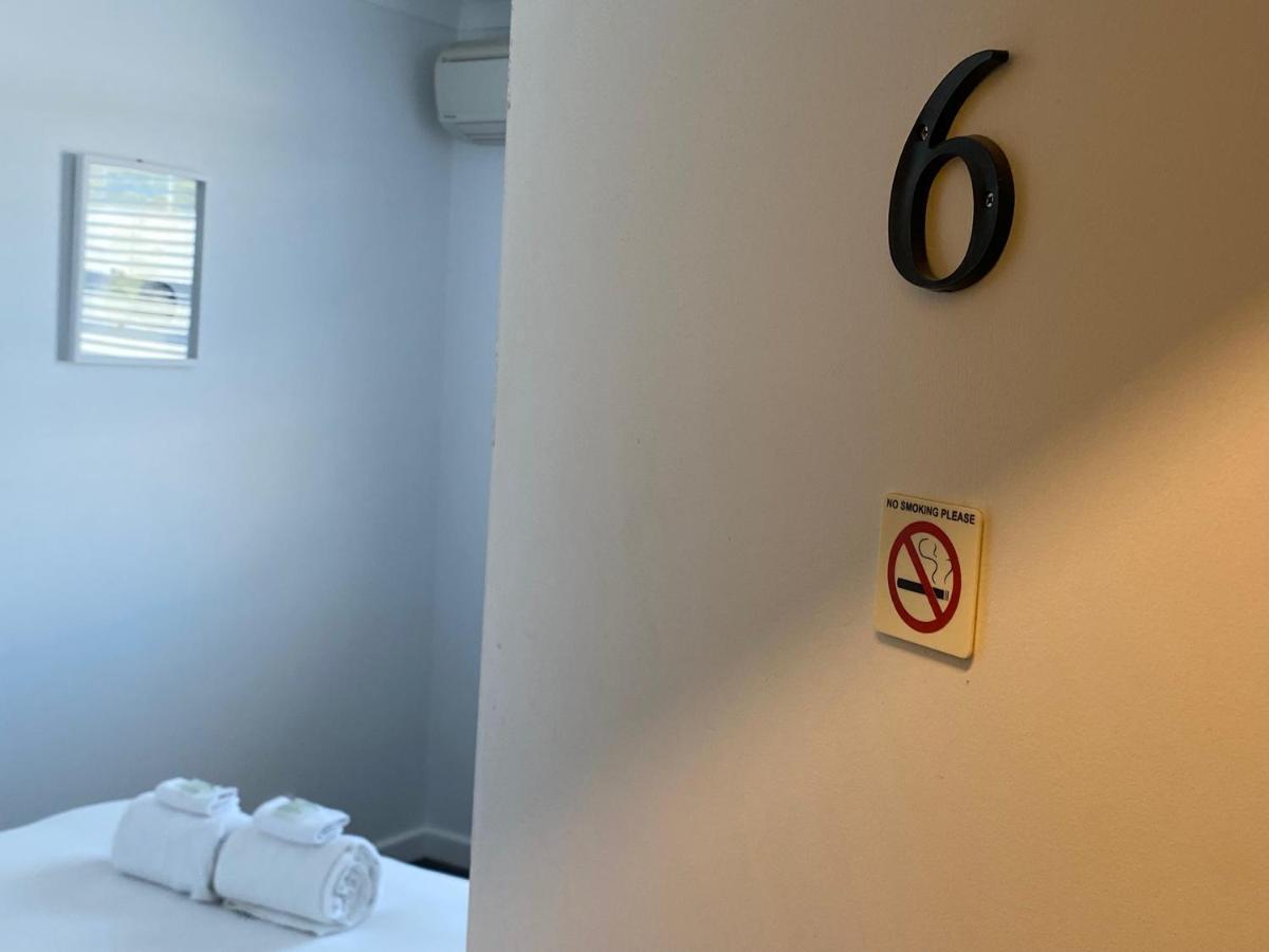 Central Motel Mudgee Bagian luar foto