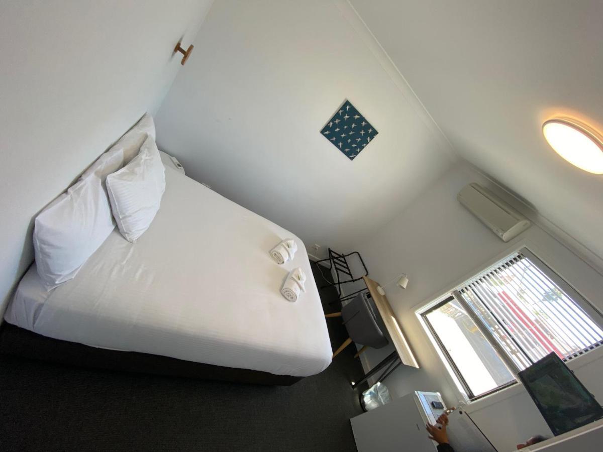 Central Motel Mudgee Bagian luar foto